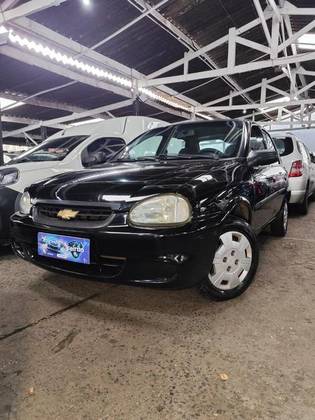 CHEVROLET CLASSIC 1.0 MPFI LIFE 8V FLEX 4P MANUAL CHEVROLET CLASSIC 1.0 MPFI LIFE 8V FLEX 4P MANUAL